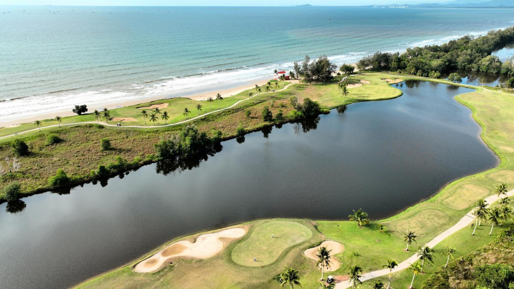 Artitaya Borneo Golf & Resort Papar Eksteriør billede